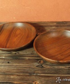 2 assiettes creuses en noyer